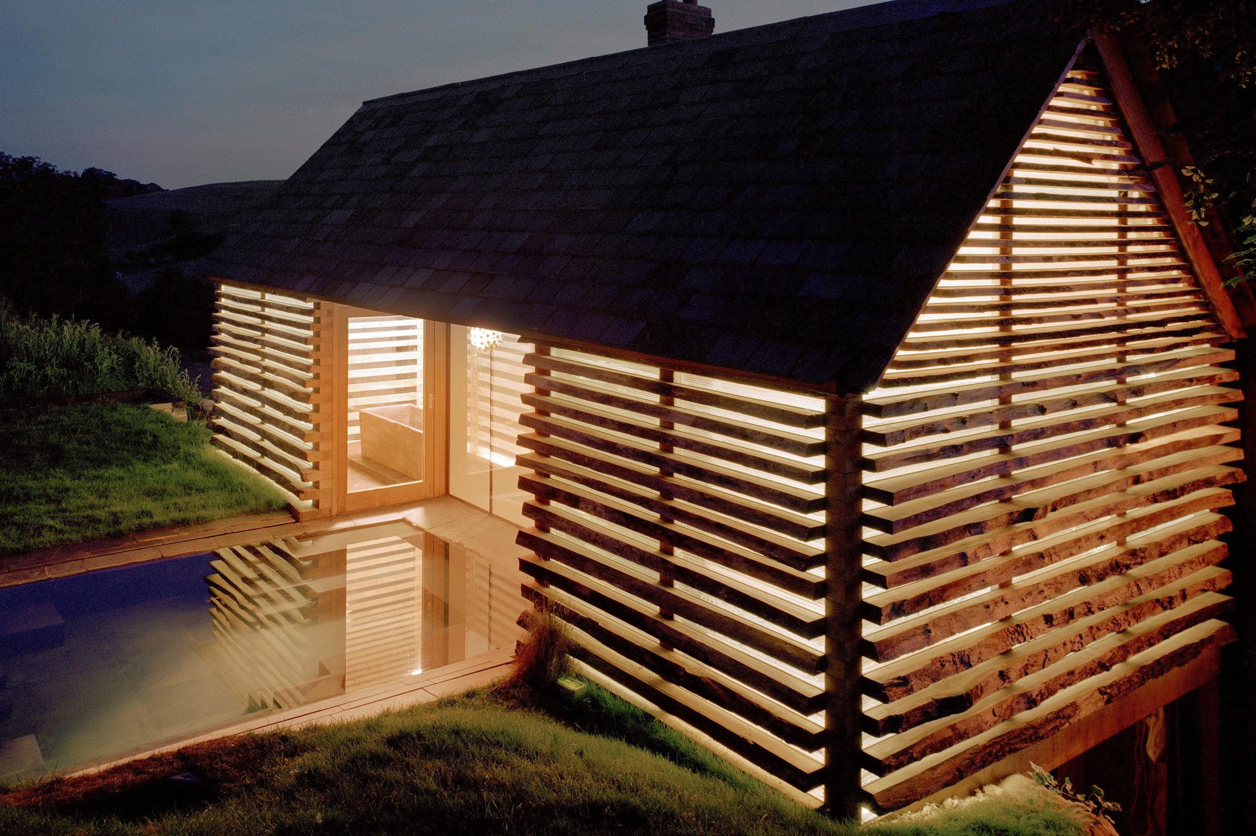 Francoise Astorg Bollack is a study in the power of duality. Raised in Montmartre, she graduated from the École Spéciale d’Architecture in Paris in 1969 – and immediately headed to New York.