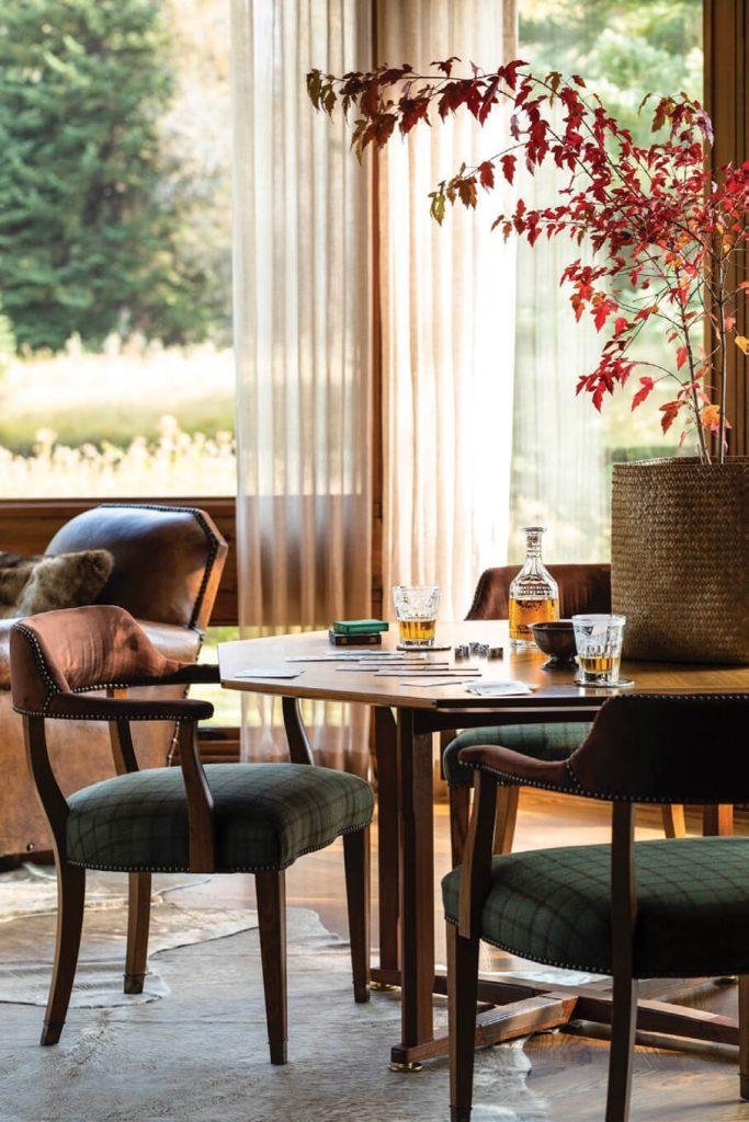 240-247_Cowboy-Cabin-17-copy-683x1024