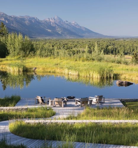 146-153_Moose-Bluff-15-466x500