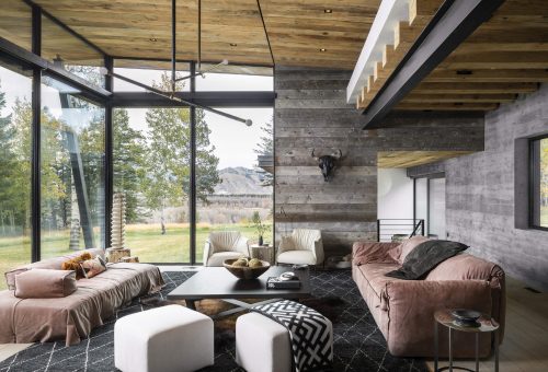 146-153_Moose-Bluff-8-500x340