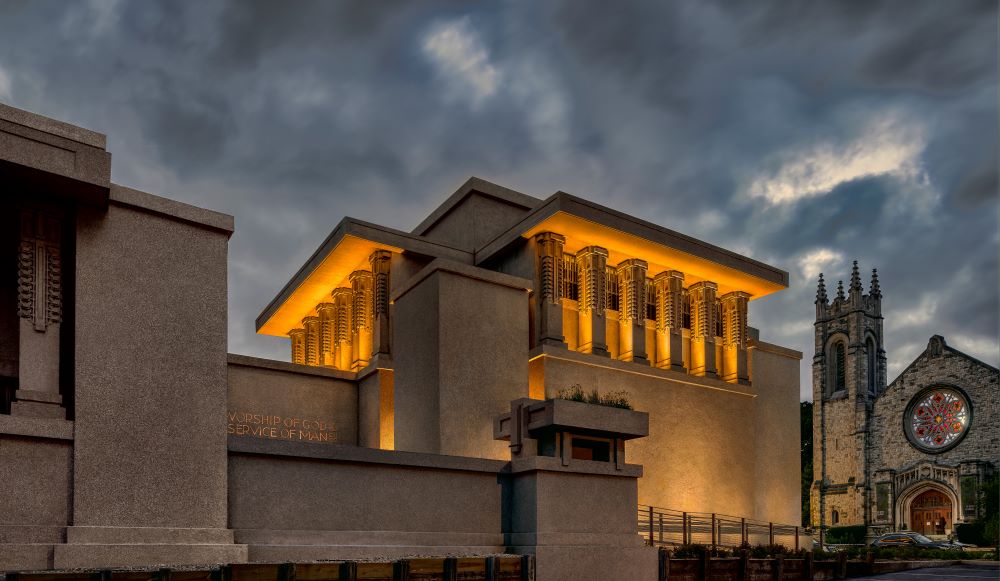 Caulfield East Facade Dusk (1)