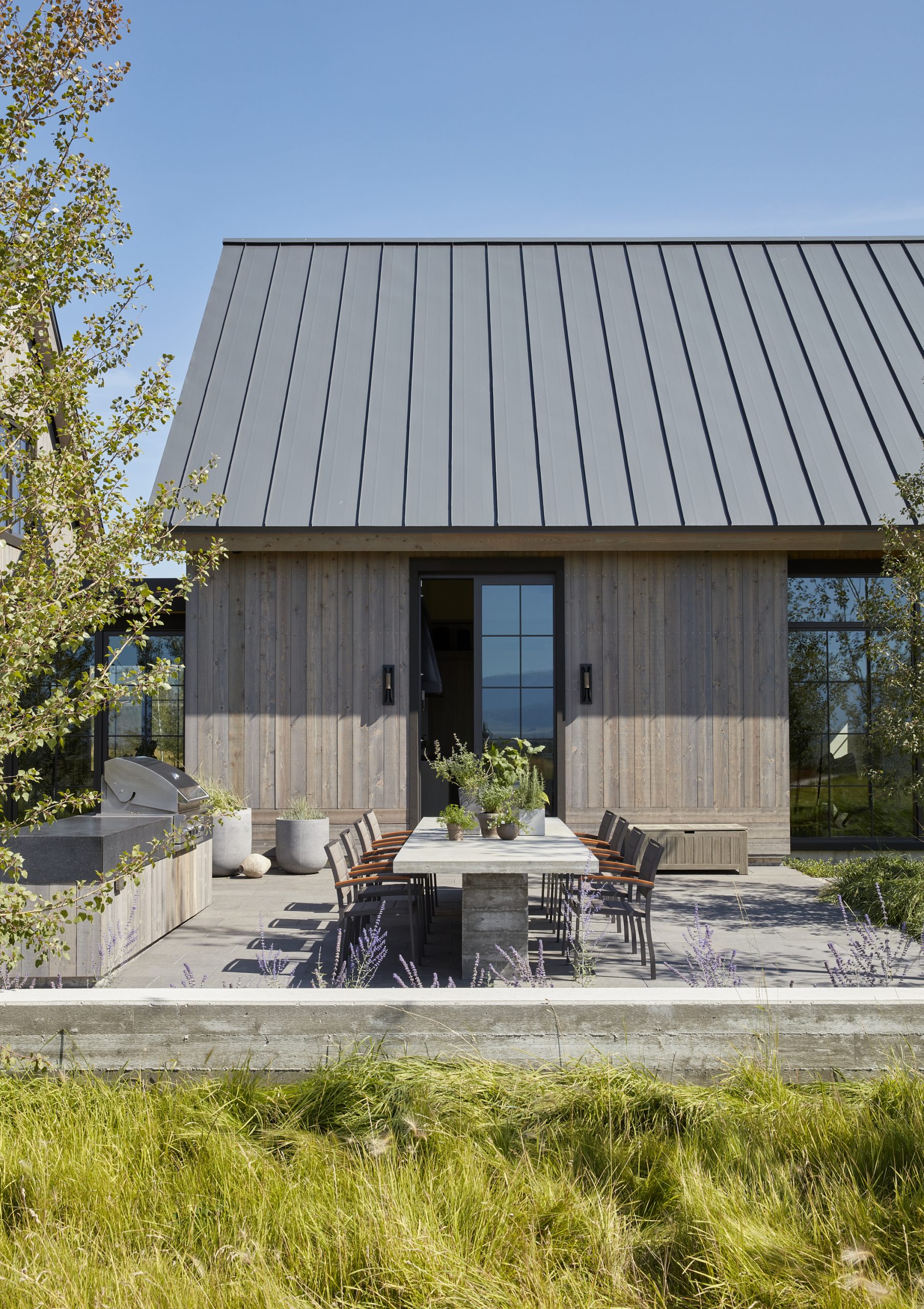 15_RD_Linger_1111_F-Outdoor Space