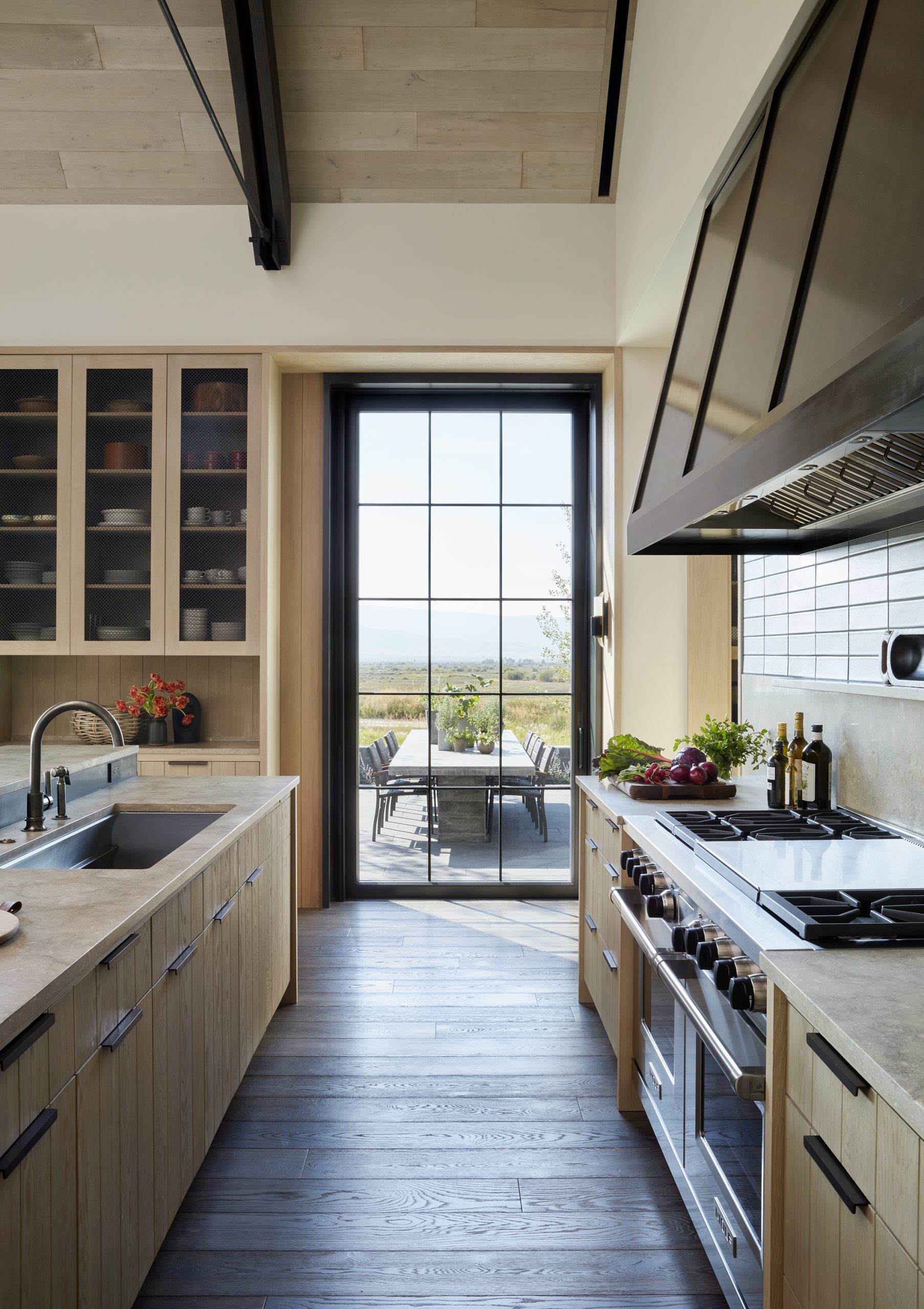 9_RD_Linger_0474_v1_F - Kitchen view