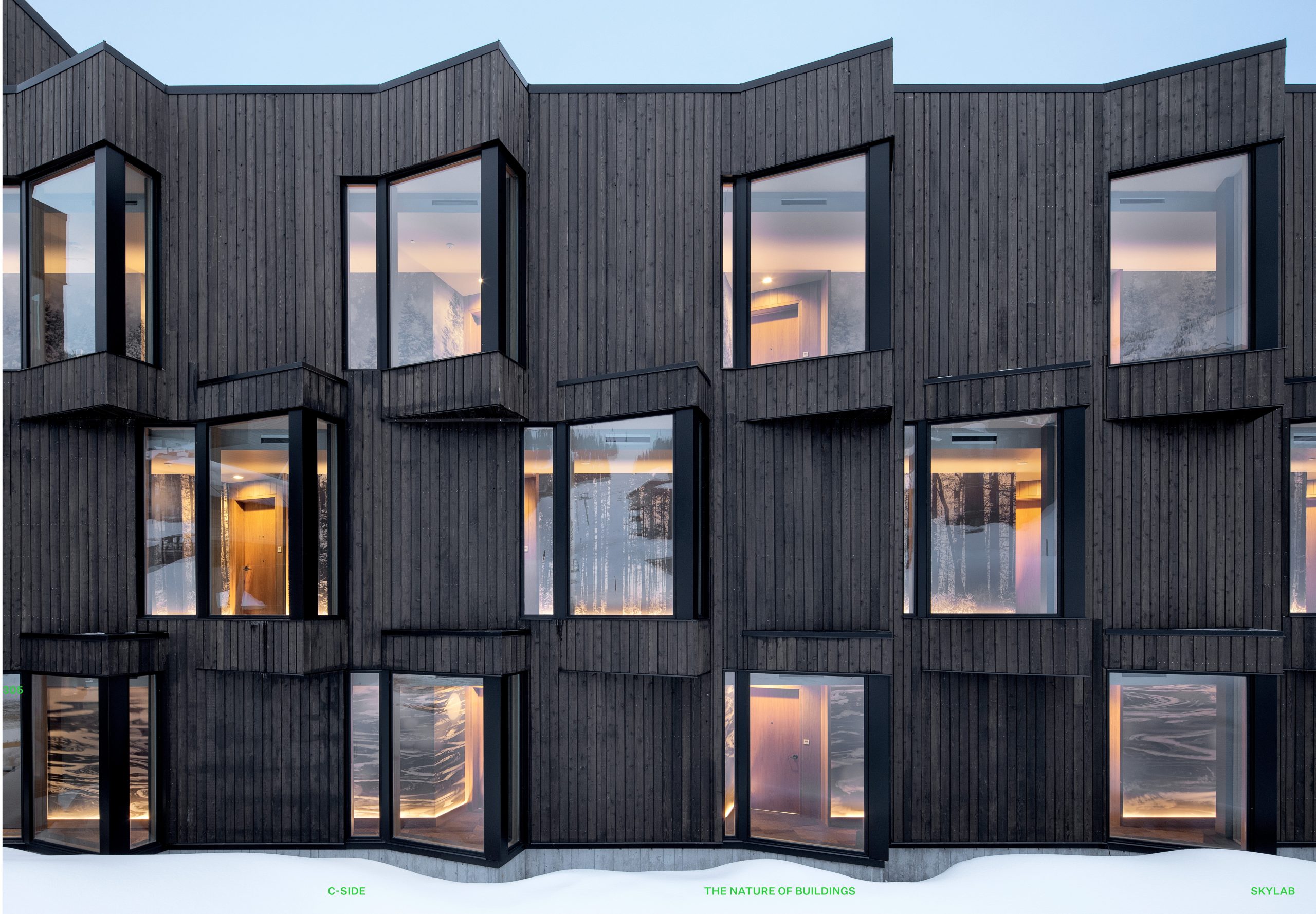 1 book spread - 9780500025406_IN12