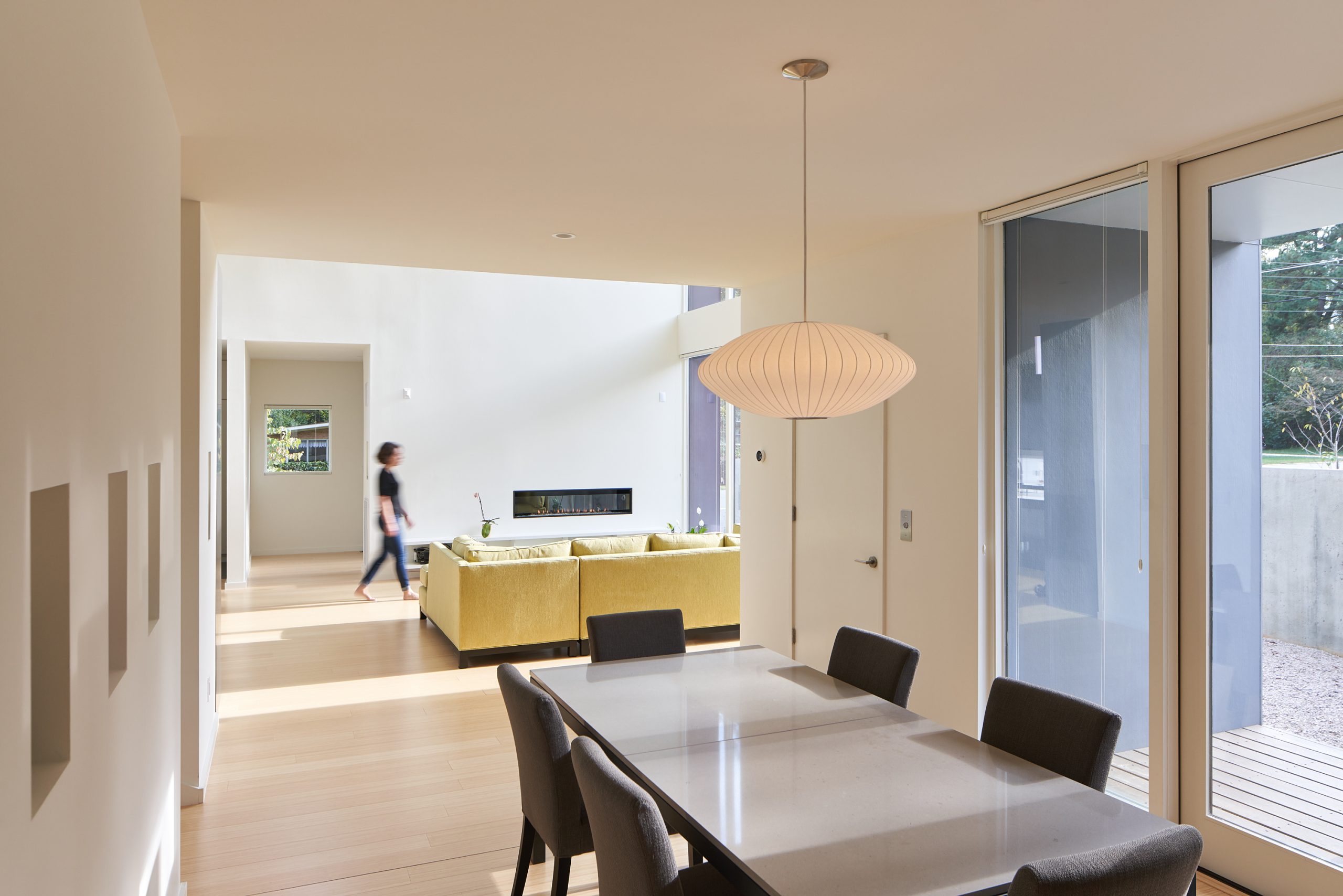 KI_900 Brookwood9712-web Ball Barrett Keith Isaacs