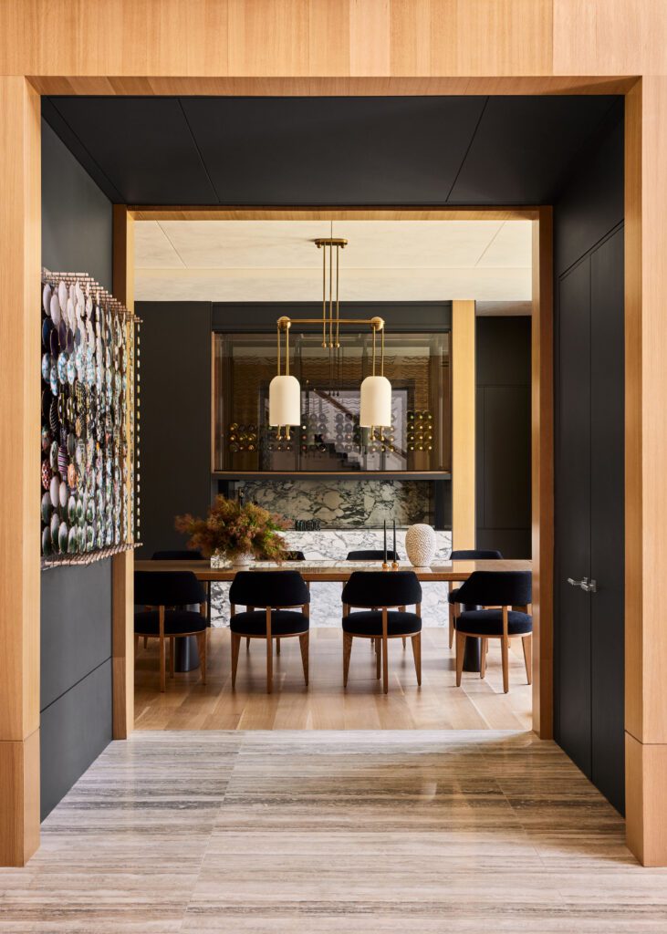 2.-Old-Westbury_Dining-Room_007-731x1024