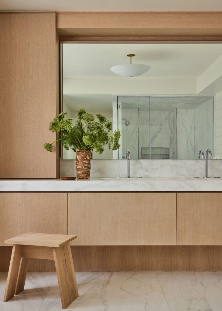 5.-Old-Westbury_Primary-Bathroom_002-731x1024