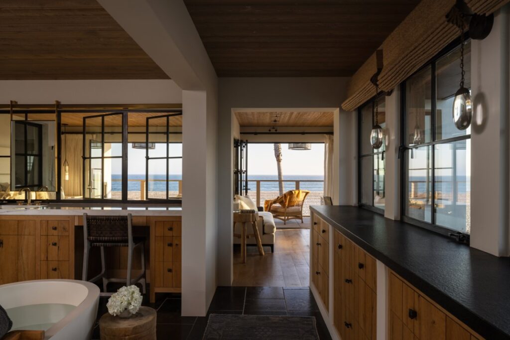 MollyRosePhoto_2023_Aug_ForestStudio_Altieri_554_1-1024x683