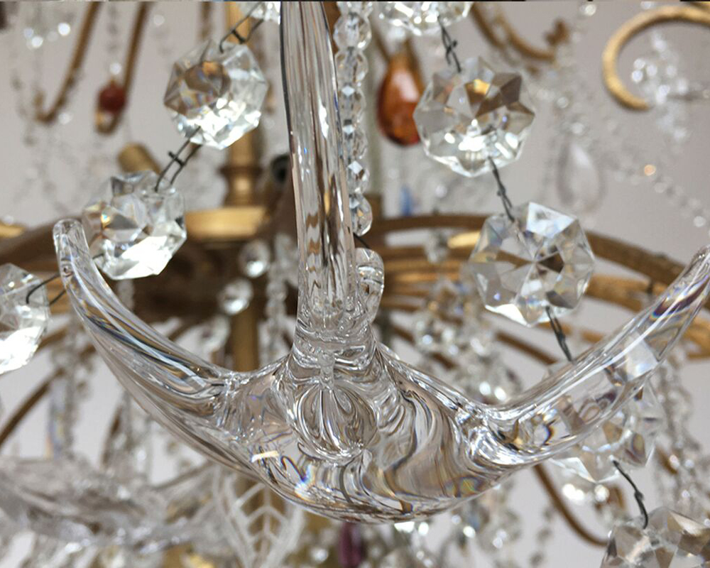 Probably not, as an Asian couple with two children andGinsberg designed every inch of it, including its deep cherry entrance, its living-room frescoes of cherry blossoms and the gilded walls of its playroom.