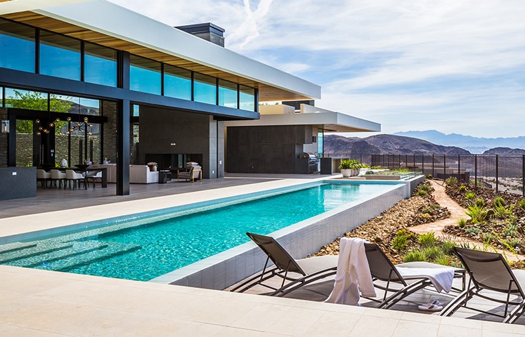 Sure, Sinatra, Dino and Sammie would be happy in the home designed by hospitality specialists at SB Architecture. Who wouldn&rsquo;t be? These architects are packing hotel amenities into a private residence.