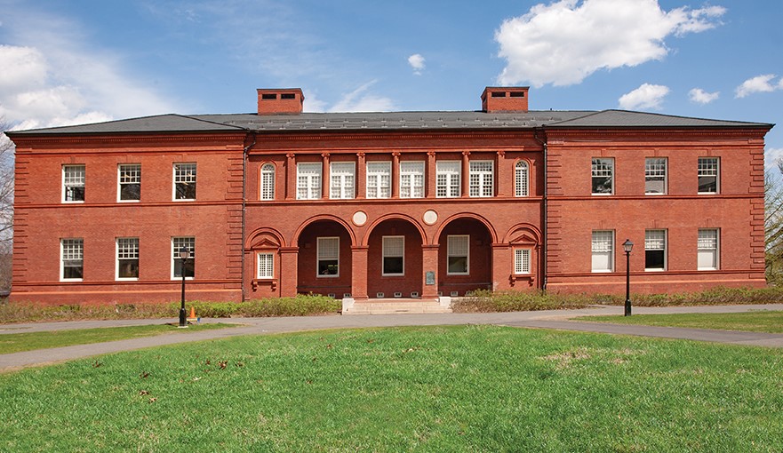 Blair Kamin&rsquo;s newest book, &ldquo;Amherst College: The Campus Guide,&rdquo; paints a telling picture of his alma mater &ndash; with the buildings that populate it.