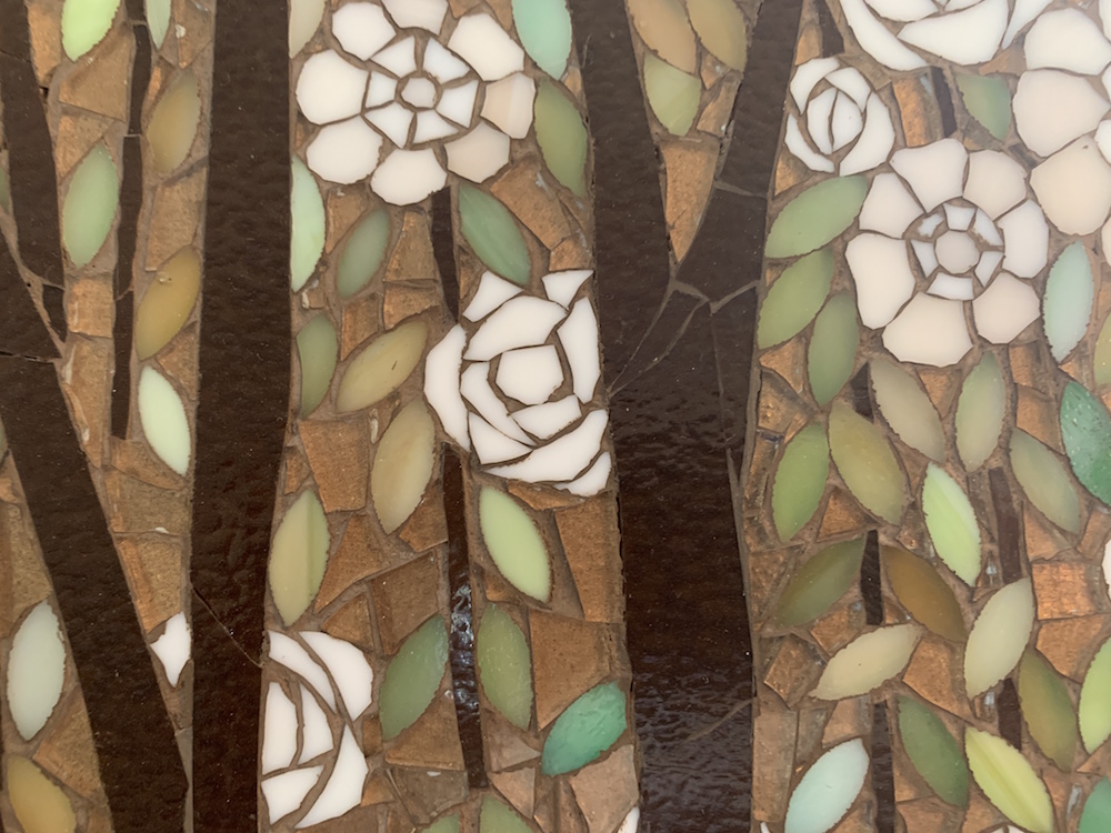 She’s reinterpreting the work of Erté, the Russian-born artist who took Paris by storm in the early 20th century.