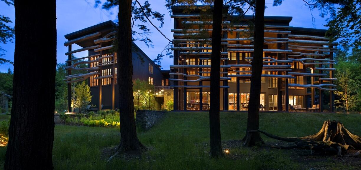 It’s called Lakewood and it was planned and put together by Mark Simon of Centerbrook Architects and Planners, with landscape design by Stephen Stimson Associates.